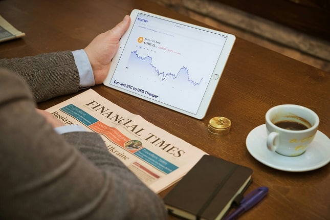 The Hidden Financial Costs of Manual Bookkeeping for Growing SMEs